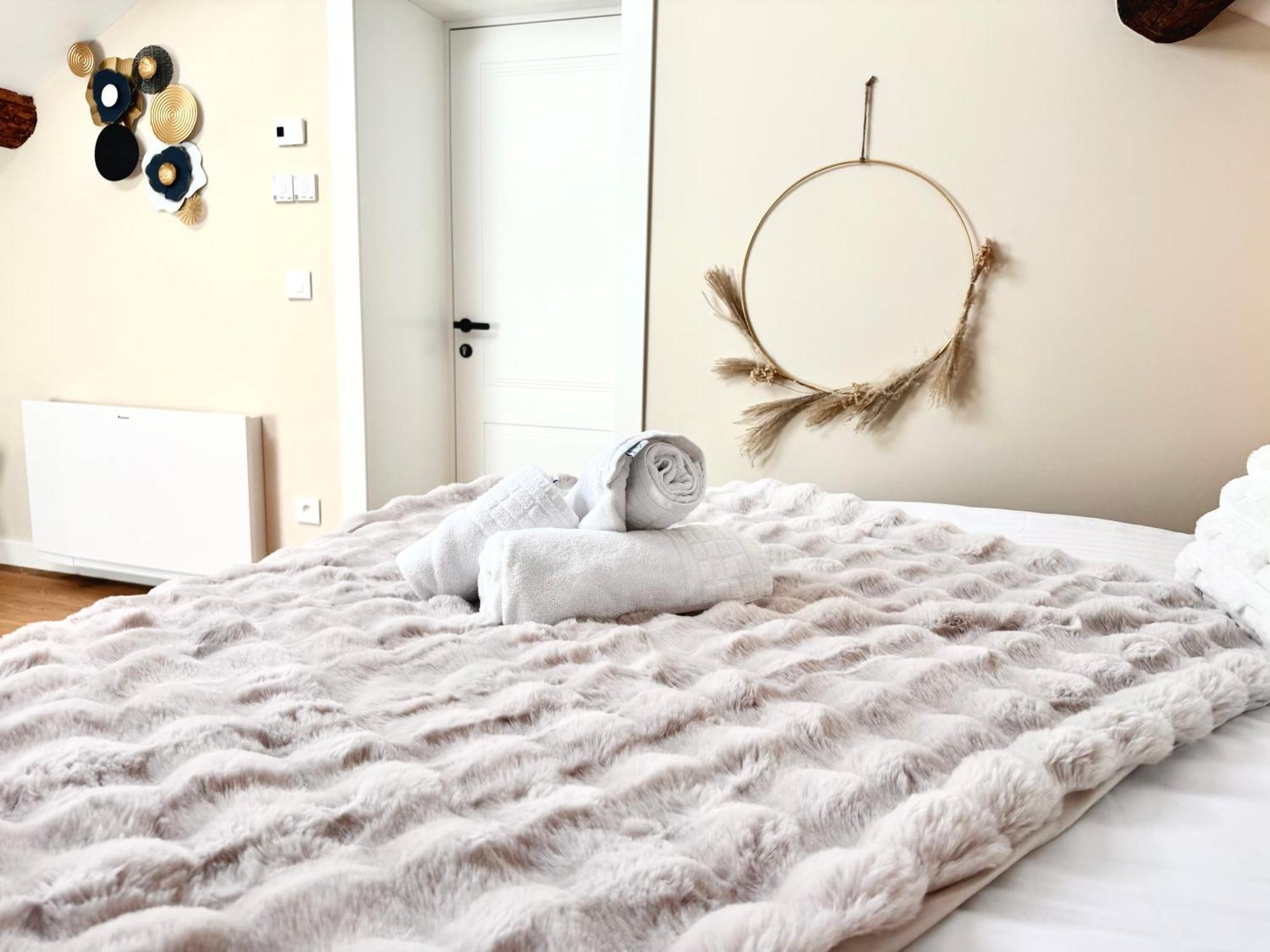 Hotel Particulier Adult Only Les Reveries Du Clos Spa Degustation Et Diner Sur Reservation Pommard Ngoại thất bức ảnh